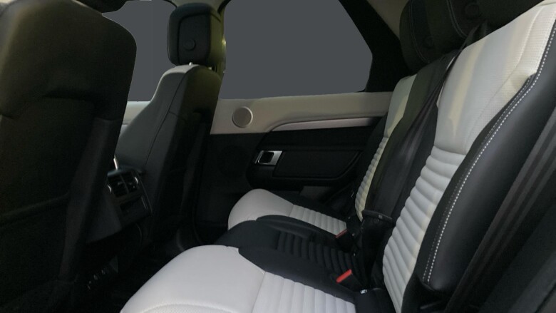 Land Rover Discovery 3.0 D350 Dynamic SE 5dr Auto Diesel Station Wagon